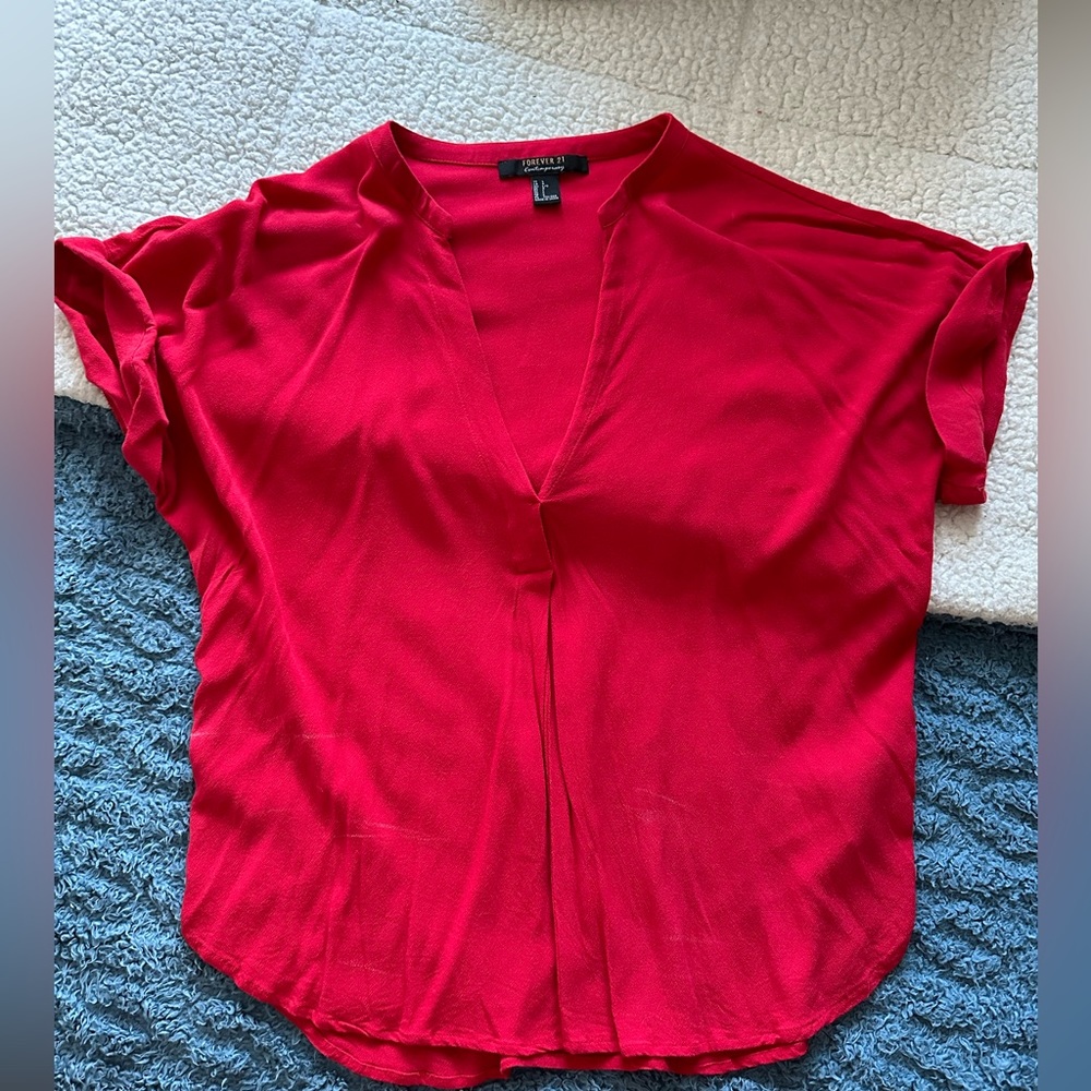 Forever 21 women’s top. Size Large or 10-12.